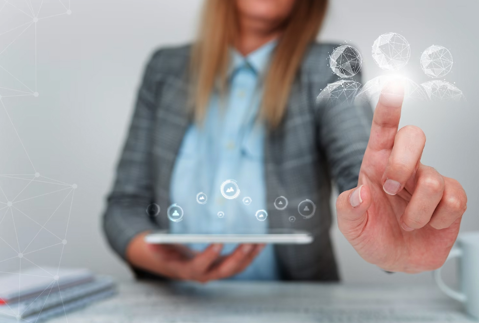 Substrate AI compra Ifit Solutions, la multinacional inglesa de recruitment, para liderar su área de IA y Recursos Humanos